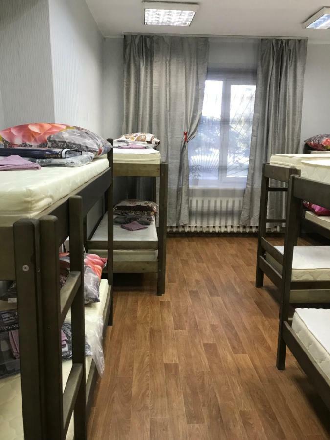 Ararat-Demeevskaya Hostel Kiev Ngoại thất bức ảnh