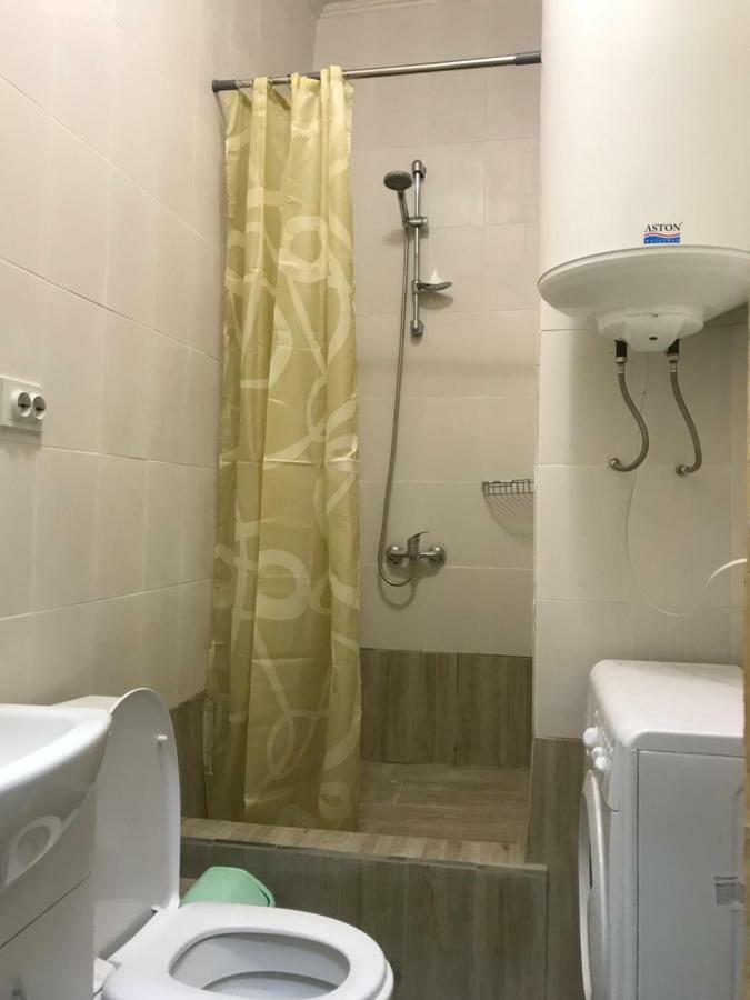 Ararat-Demeevskaya Hostel Kiev Ngoại thất bức ảnh